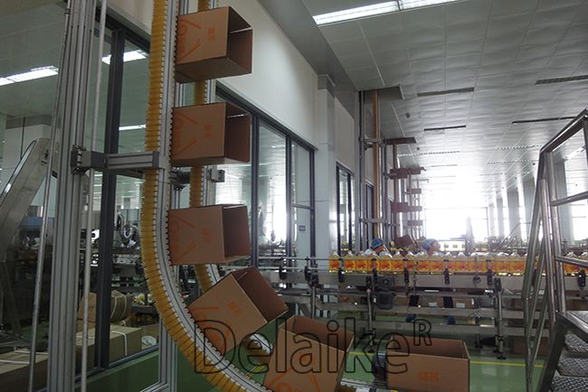 Vertical Clamping Conveyors